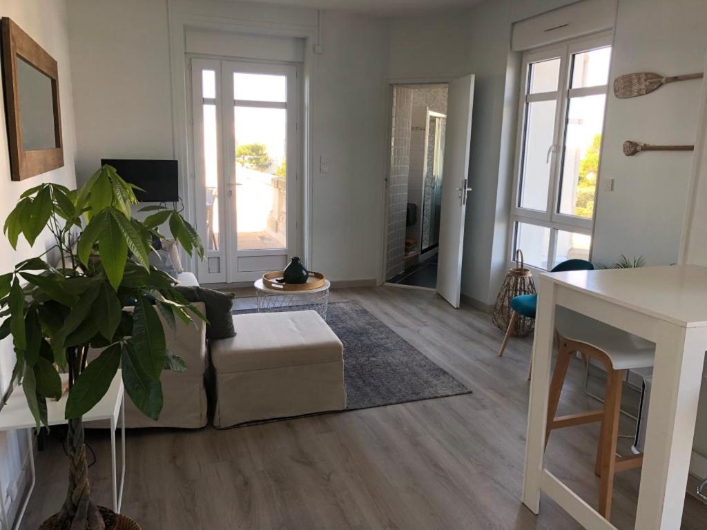 رويا Appartement Avec Vue Mer A Pontaillac المظهر الخارجي الصورة