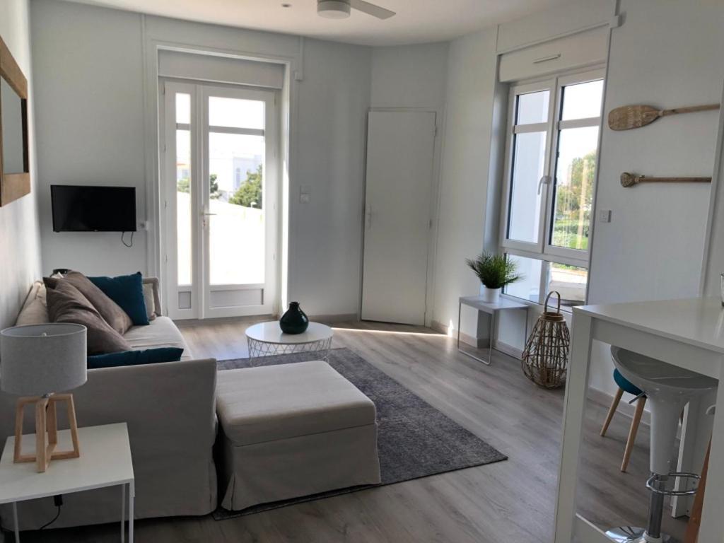 رويا Appartement Avec Vue Mer A Pontaillac المظهر الخارجي الصورة